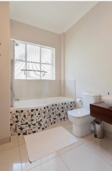 Modern Apartment In Rosebank Johannesburg Exteriér fotografie